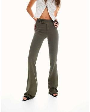 Bershka Pantaloni Verdi - Neutro