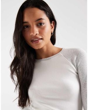 Hollister Long Sleeve Raglan Crew Neck T-shirt - Grey