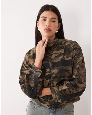 Lioness Essential Funnel Neck Windbreaker Jacket - Black