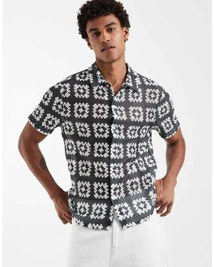 Aray Camisa Playera Negra Con Patrón De Mosaico De Croché De - Gris