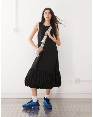 Collusion Bubble Hem Maxi Dress - White