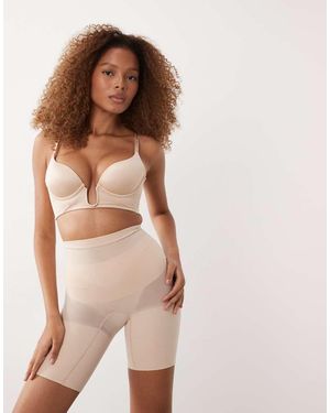 Spanx Pantalones Cortos Hasta La Mitad Del Muslo Con Cinturilla Antideslizante Sculpt Seamless Power De - Neutro