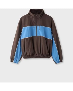 Stradivarius Funktionaler gepunkteter windbreaker - Blau
