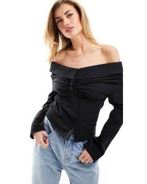 NA-KD Top Drappeggiato Con Spalle Scoperte - Nero