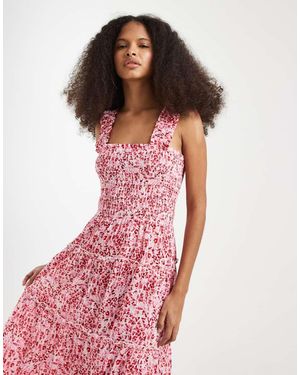 Vero Moda Sleeveless Shirred Bodice Tiered Midi Dress