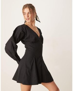 ASOS Vestito Corto A Maniche Lunghe Con Scollo A V - Nero