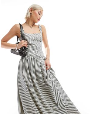Glamorous Drop Waist Square Neck Full Skirt Maxi Dress - Grey