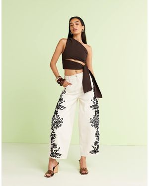ASOS Vaqueros De Talle Alto Y Pernera Barrel Con Detalle De Bordado Cornely De -Neutro - Verde