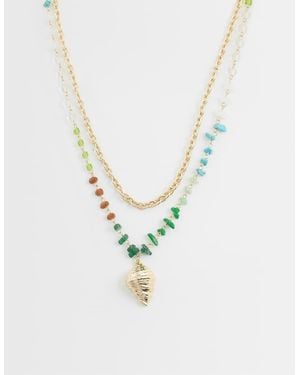 ASOS Collana Multifilo Color Oro Con Schegge Sintetiche Multicolore E Pendente A Conchiglia - Metallizzato