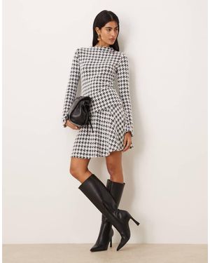 Vila Minifalda Negra Y Blanca Con Estampado De Pata De Gallo De Punto De (Parte De Un Conjunto)-Gris - Blanco