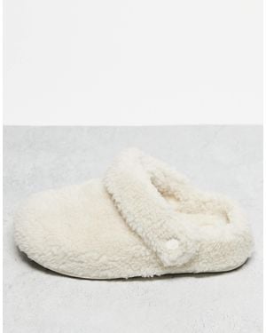 Crocs™ Unisex Cozzzy Fleece Slipper - Natural