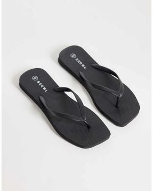 SEQWL Thong Sandals With Square Toe - White