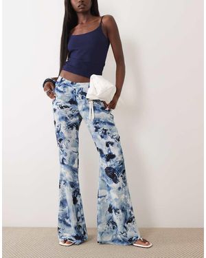 GOOD AMERICAN V Waist Chiffon Flare Trouser Co-ord - Blue