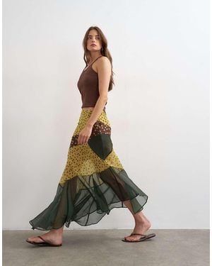 TOPSHOP Gonna Lunga Asimmetrica A Pannelli Trasparenti Verde E Marrone A Pois - Bianco