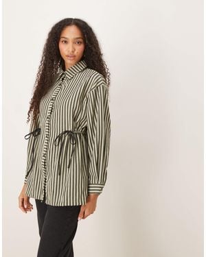 Ghospell Cinched Shirt With Contrast Tie - Green