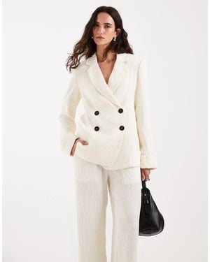 4th & Reckless Textured Tailored Wide Leg Pants - Natural