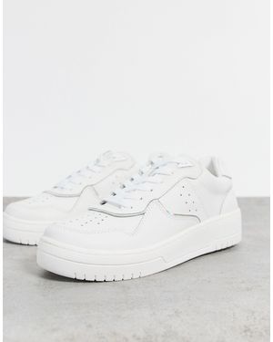 Stradivarius Trainers With Trim - White