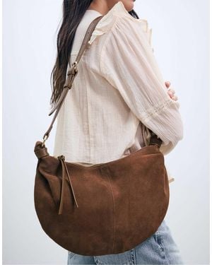 Stradivarius – halbmondförmige tasche - Braun