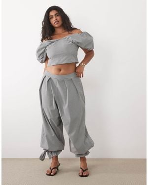 ASOS Curve Gingham Balloon Pants With Tie Cuff - Part Of A Set - Gray