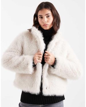 Vero Moda Superzachte Korte Jas Van Imitatiebont - Naturel