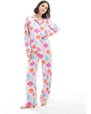 Loungeable Christmas Super Soft Jersey Revere Top And Wide Leg Pyjama Set - White