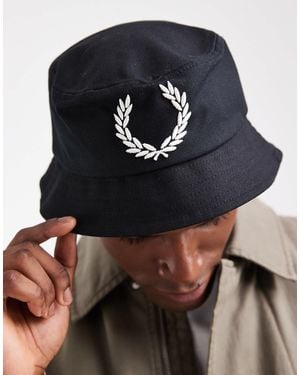 Fred Perry Bold Logo Bucket Hat - Black