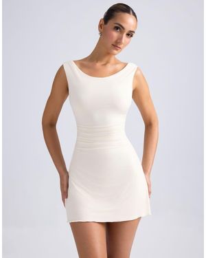 Oh Polly Vestido Corto Acampanado Con Hombros Descubiertos Y Espalda Desbocada - Blanco