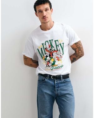 ASOS Disney Christmas Relaxed T-shirt With Mickey And Friends - White