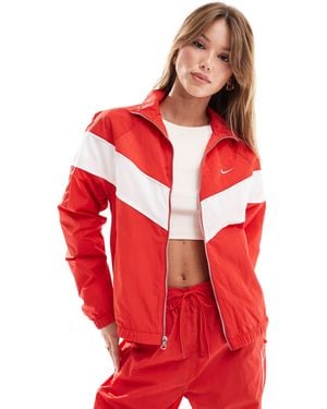 Designer Nike Windrunner Jackets for Women - Up to 40% off
