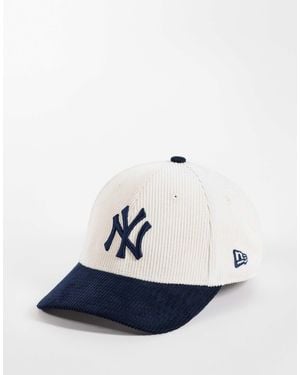 KTZ Ny yankees casquette 9forty à logo contrasté et visière contrastée en neutre/marine - Bleu