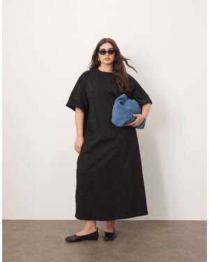 ARRANGE Curve – midi-t-shirt-kleid aus hochwertigem, schwerem material - Schwarz