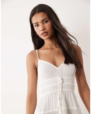 Wednesday's Girl Wednesdays Girl Beach Crochet Tassle Detail Mini Dress - White