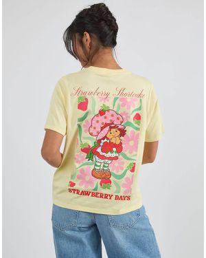 Custard Strawberry Shortcake Strawberry Days T-Shirt - Grey