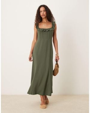 ASOS Robe mi-longue à bretelles et volants - olive - Vert