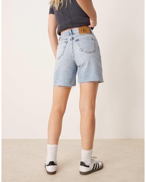 Calvin Klein Bermuda à délavage clair - Bleu