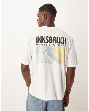 ASOS T-Shirt Oversize Bianca Con Grafica Ski Sports - Bianco