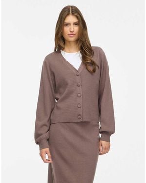 Vila Cardigan - Marrone