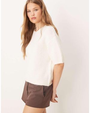 Gina Tricot Short Sleeve Crew Neck Midweight Knitted Top - White