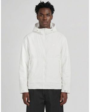 Lyle & Scott Glow Reactive Wadded Shell Jacket - White