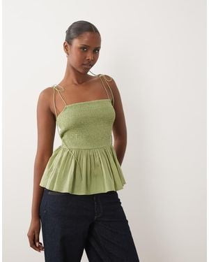 ASOS Cami Met Smokdetail En Peplum - Groen
