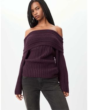 Stradivarius – asymmetrischer, schulterfreier strickpullover - Lila