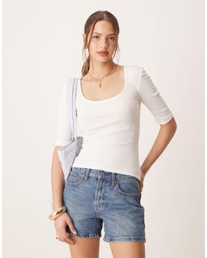 Aware Ribbed Scoop Neck Top - White