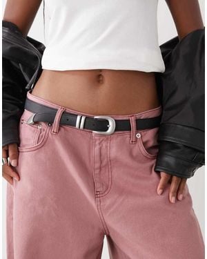 Weekday Cintura Slim Nera Con Fibbia Argentata Stile Western - Rosa