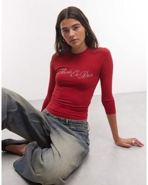 Collusion T-Shirt Con Slogan A Maniche 3/4 Rossa - Rosso
