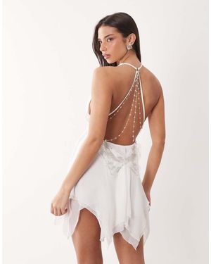 Oh Polly Vestido Corto Con Escote Pronunciado Y Espalda Descubierta De Chifón Premium De - Blanco