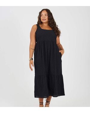 Brave Soul Curve Broiderie Strappy Maxi Dress - Black