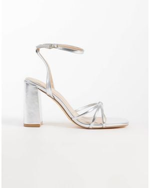 SEQWL Wide Fit Strappy Barely There Block Heeled Sandal - White