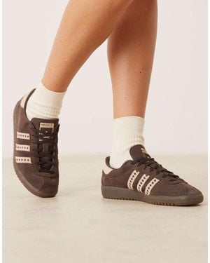 adidas Originals Zapatillas De Deporte Marrones Y Beis Bermuda De - Neutro