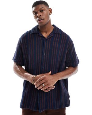 Wrangler Geweven Resort Overhemd Van Dobby-Katoen Met Korte Mouwen En Strepen - Blauw