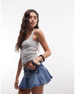 Monki – kurzer jeans-faltenrock - Blau